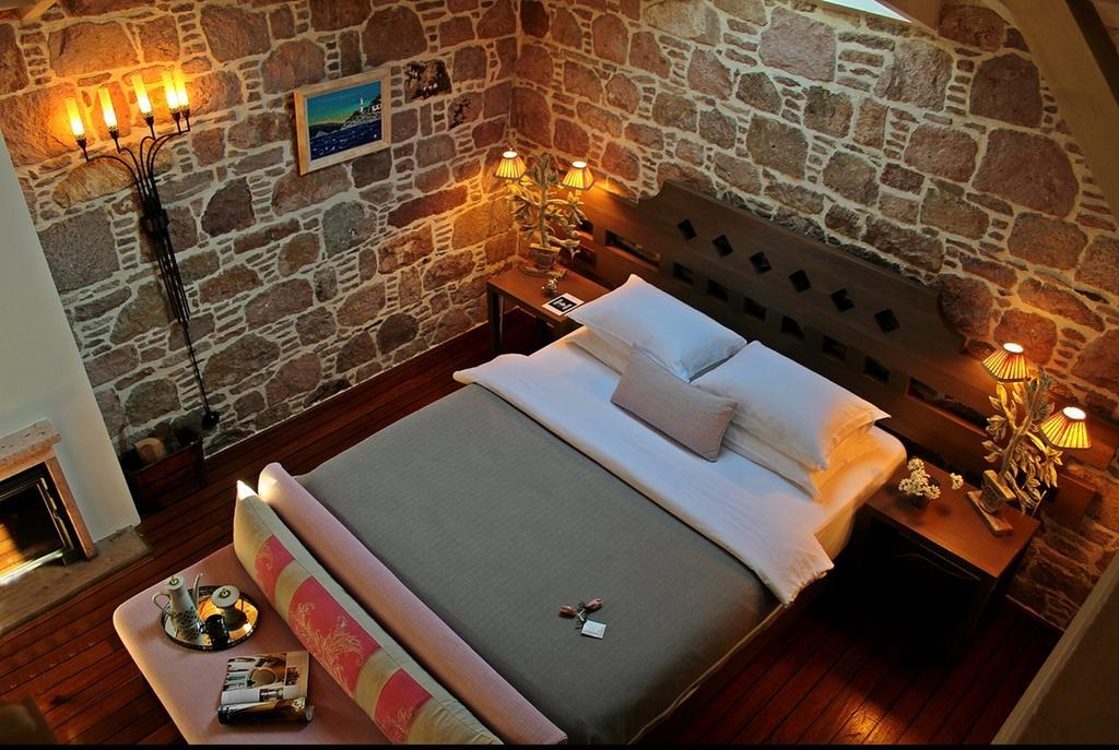 Cunda Lena Otel Ayvalı Quarto foto
